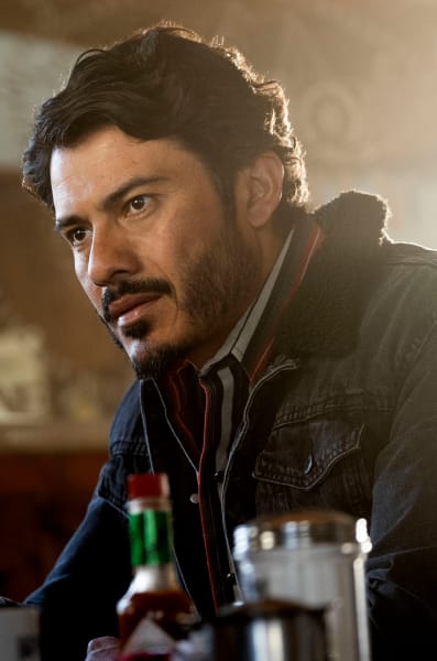 The Man in Charge - Animal Kingdom Season 4 Episode 6