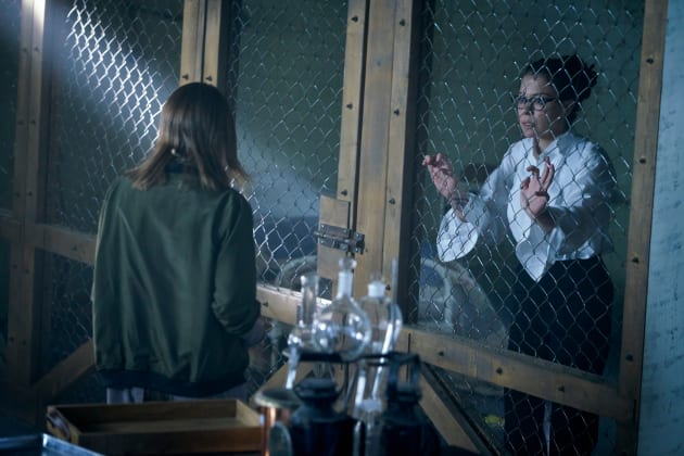 Cosima Locked Up — Orphan Black Season 5 Episode 6