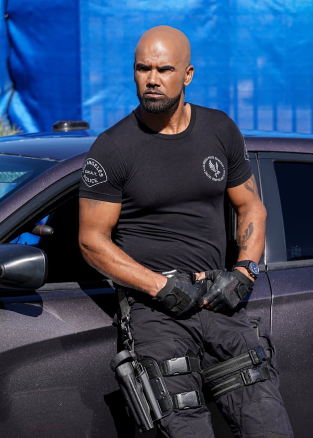 S.W.A.T. Season 5 Episode 16 Review The Fugitive TV Fanatic