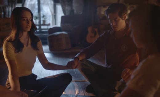 Legacies episode 4 streaming sale