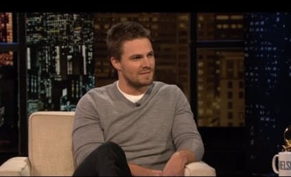 Stephen Amell on Chelsea Lately: Parenting is Easy!