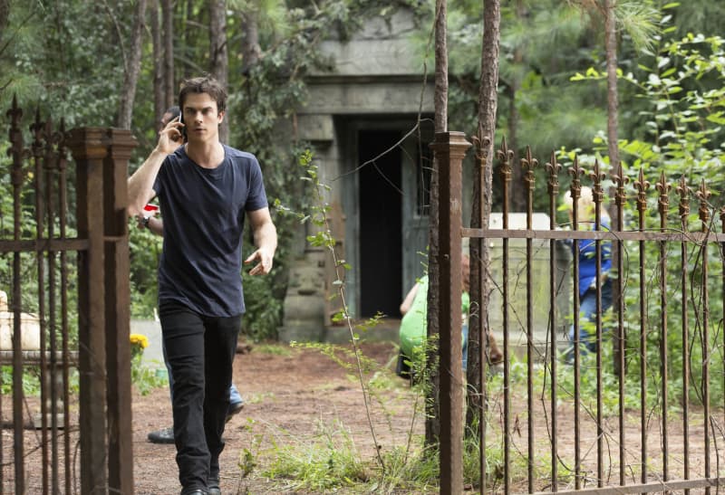 The Vampire Diaries Season 4 - watch episodes streaming online