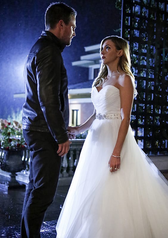 Arrow season 5 episode 8 invasion watch online outlet