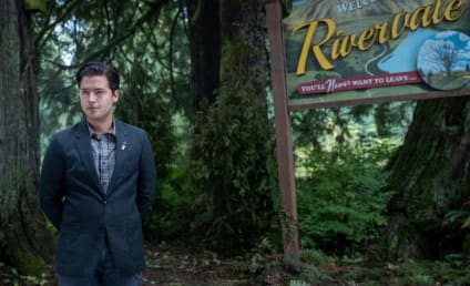 Riverdale Midseason Premiere Delayed at The CW