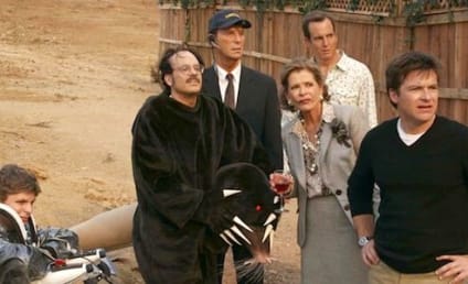 Arrested Development Season 4 to Center on Bluth Family Movie