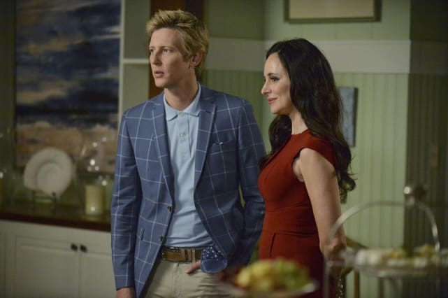 With Victoria Involved - Revenge Season 4 Episode 6