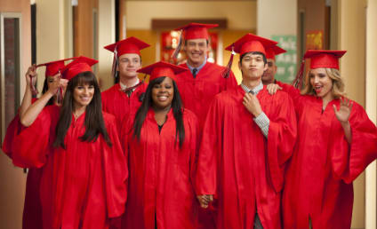 Glee Cast Books Return for Season 4