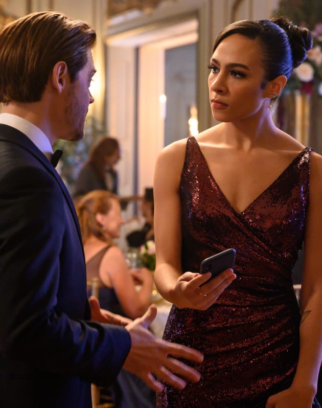 Undercover Work - Tall - Prodigal Son Season 1 Episode 13