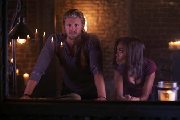 Hawley Helps - Sleepy Hollow Season 2 Episode 6