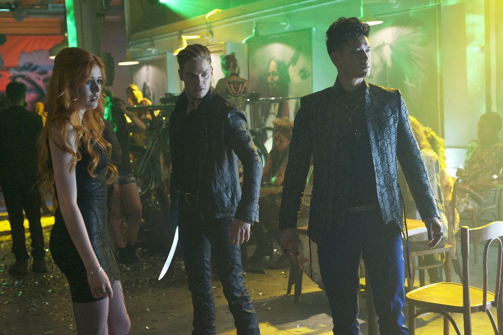 Shadowhunters season 1 watch online 2024 free