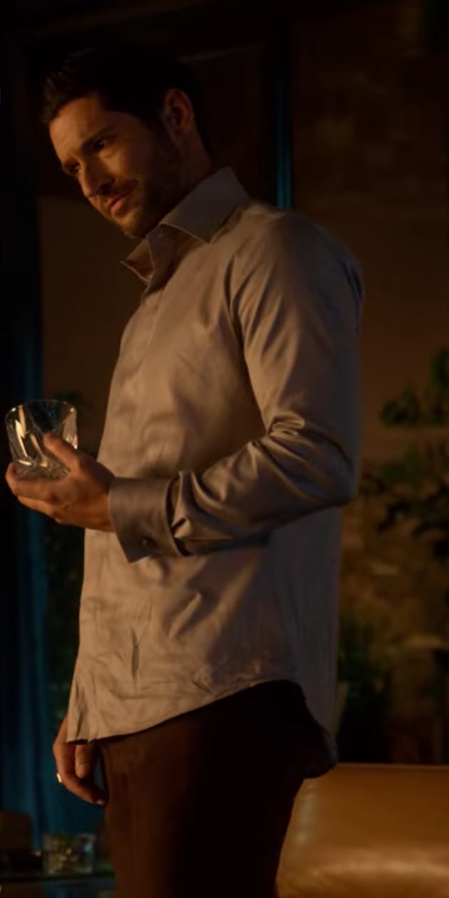 Michael with a Drink - Lucifer Season 5 Episode 2