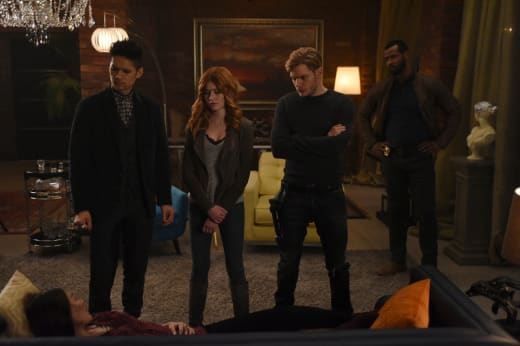 Shadowhunters Season 2 Episode 10 Review By The Light Of Dawn Tv Fanatic