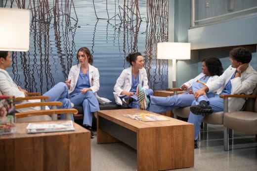 Interns Chilling Out - Grey's Anatomy