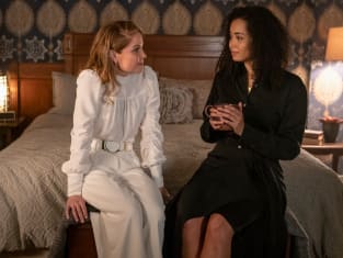 Charmed season 1 2018 watch online shop