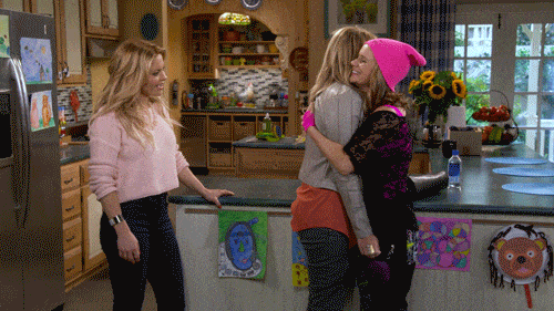 Stephanie and Kimmy - Fuller House