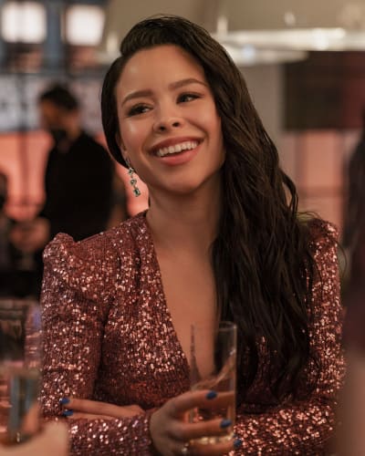 Success with Bulk Beauty  - Good Trouble Season 4 Episode 10