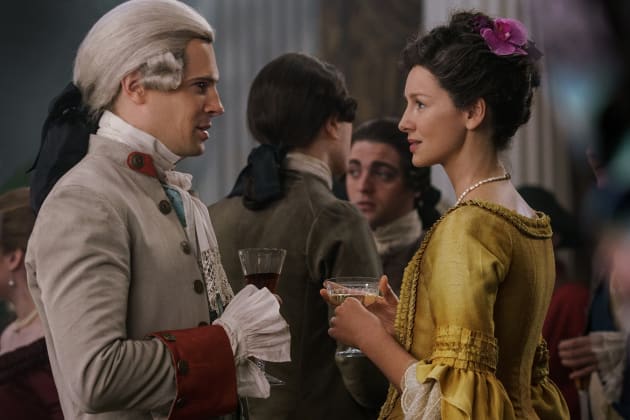 Awkward Meeting - Outlander Season 3 Episode 12