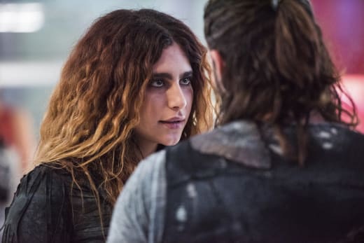 Luna — The 100 Season 4 Episode 8
