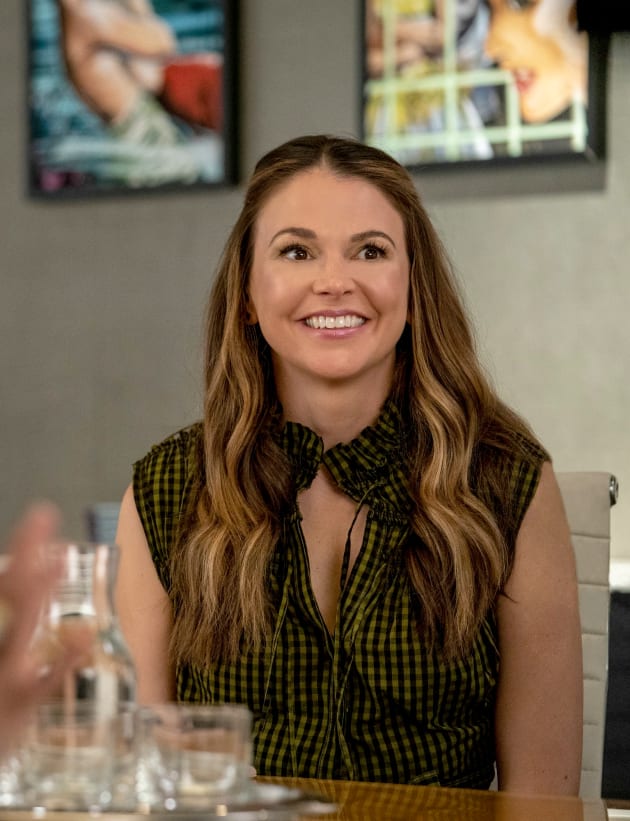 Erotica - Younger Season 6 Episode 4