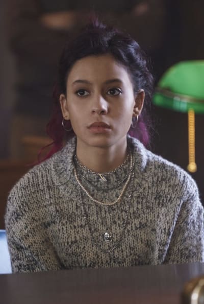 Sentirse abandonado - Alto - La República de Sarah Temporada 1 Episodio 5