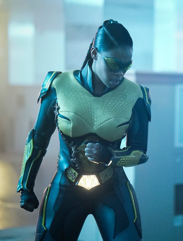 Mall Smackdown - Black Lightning Season 2 Episode 7