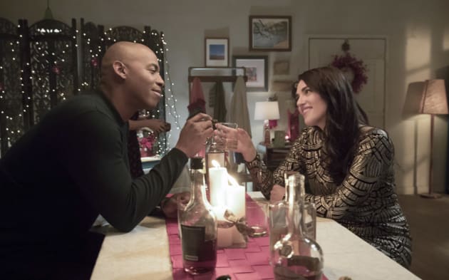 James and Lena Toast - Supergirl Season 3 Episode 9