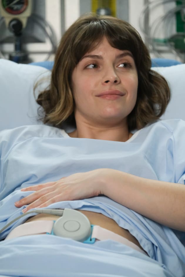 Lea's Pregnancy Complications / Tall - The Good Doctor Season 4 Episode 16