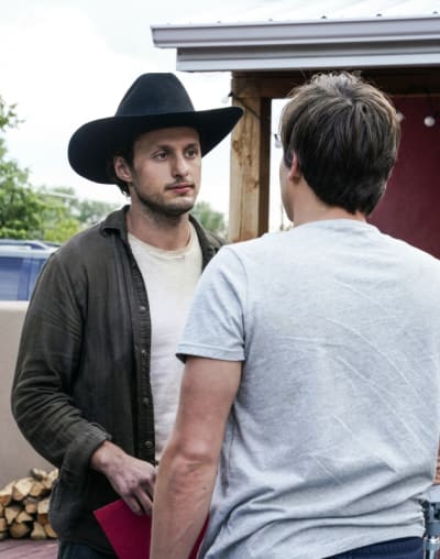 Roswell New Mexico Season 2 Episode 1 Review Stay I Missed You