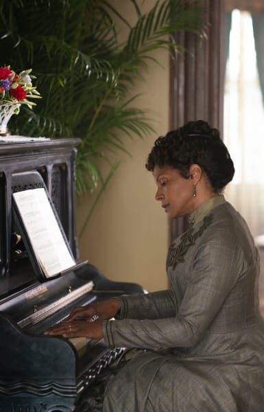Mrs. Scott at the Piano - The Gilded Age Season 1 Episode 6