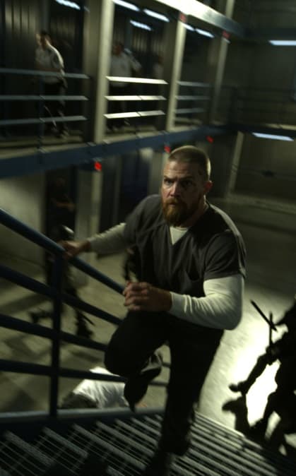 The Ultimate Stair Climb - Arrow Season 7 Episode 7
