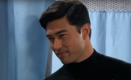 Days of Our Lives Review Week of 8-15-22: Mutual Disrespect and Broken Glasses
