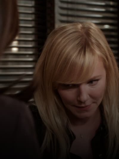Trying to Get Rollins to Seek Therapy - Law & Order: SVU