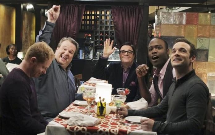 Modern Family Review Up With Frankie Valli Tv Fanatic