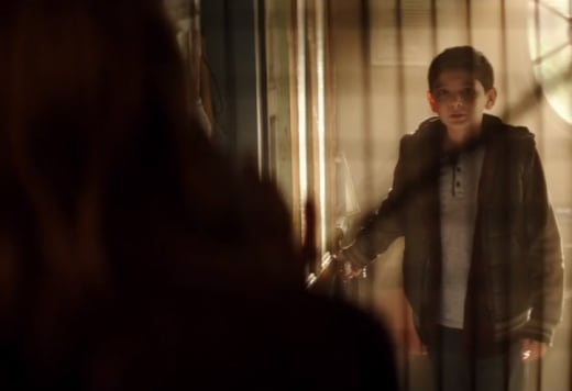 YOU Season 1 Episode 10 Review Bluebeard s Castle TV Fanatic