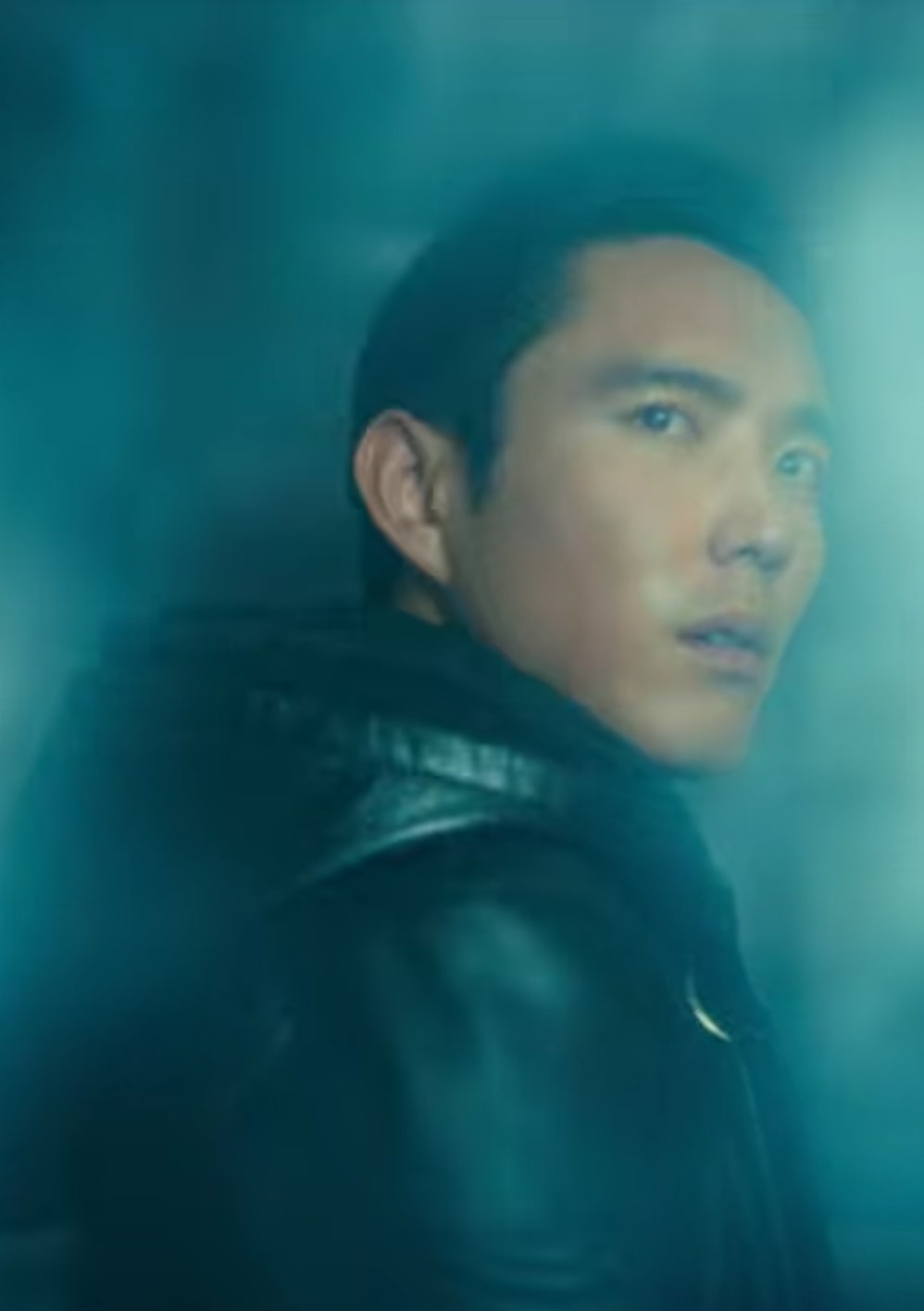 Ben Looks Back The Umbrella Academy Season 2 Episode 9 Tv Fanatic