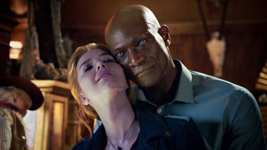 Midnight's Power Couple - Midnight, Texas Season 1 Episode 8