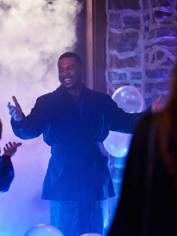 Man of the Hour - Dynasty Season 3 Episode 17