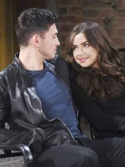 (TALL) Ben and Ciara Help Julie - Days of Our Lives