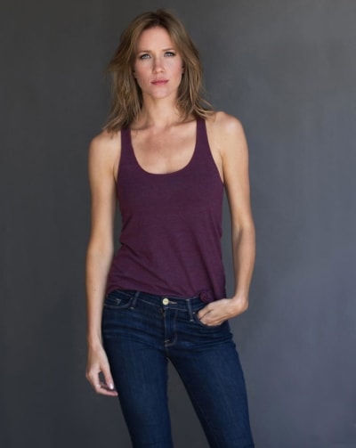 Jessy Schram 1