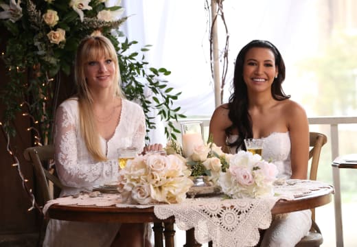 A Gleeful Wedding Season 6 Episode 8