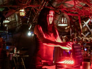 Season 6 hotsell the 100 watch