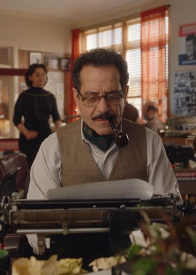 Abe at work - The Marvelous Mrs. Maisel Season 4 Episode 4