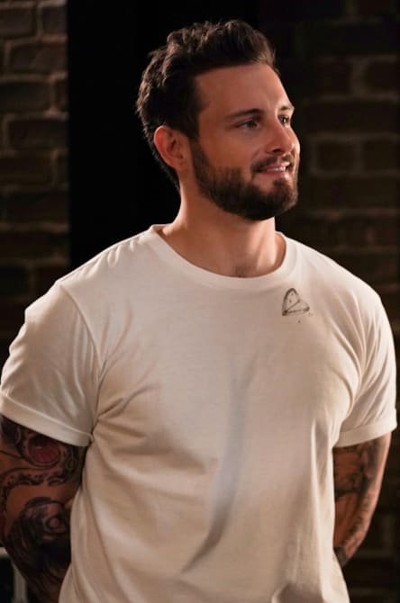 Josh dating - Younger Season 7 Episode 3