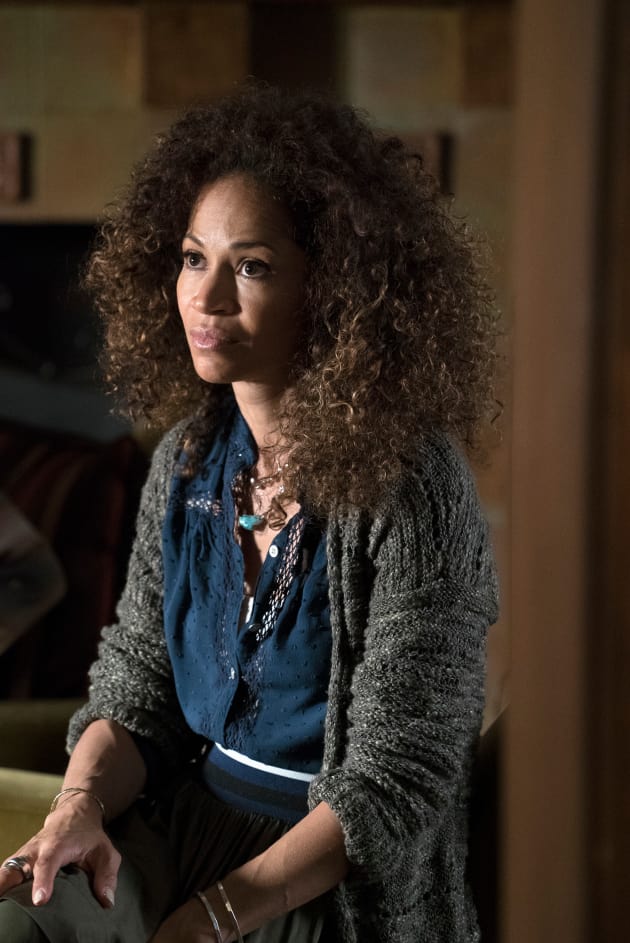 Taking It All In - The Fosters Season 5 Episode 2