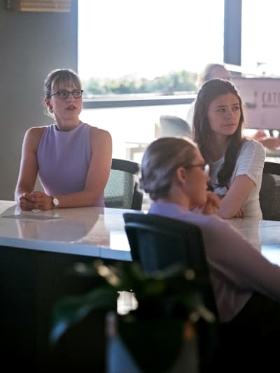 Kara and Nia - Supergirl Season 5 Episode 3