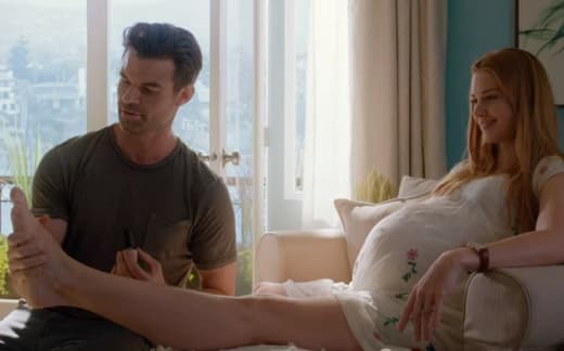 Mark Paints Mel's Toes - Virgin River Season 3 Episode 8
