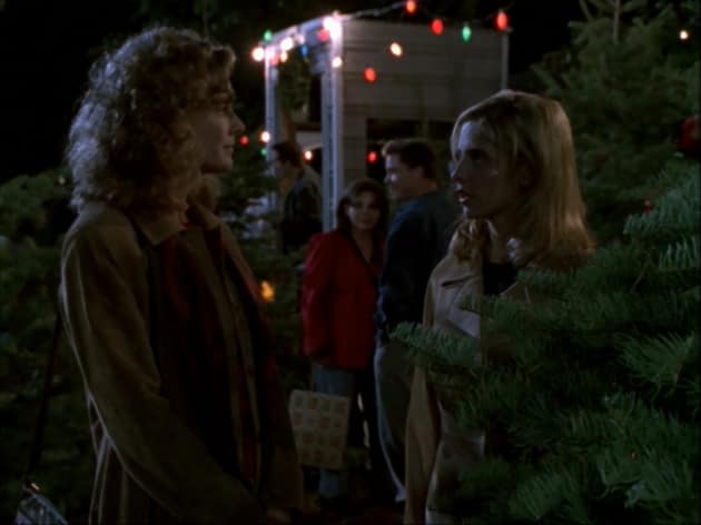 Christmas Tree Shopping - Buffy the Vampire Slayer Season 3 Episode 10