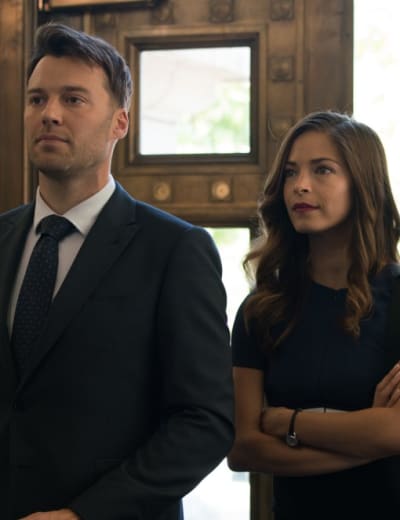 Joanna and Billy at Court - Burden of Truth Season 3 Episode 1
