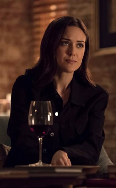 Blacklist Saison 7 Episode 3 The Blacklist Season 7 Episode 3 Review: Les Fleurs Du Mal - TV Fanatic