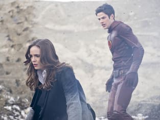 Burnt Out The Flash Season 1 Episode 14 TV Fanatic